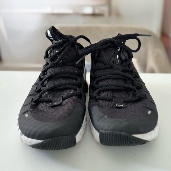 Nike Metcon 5 Size 7W. - Picture 3 of 8